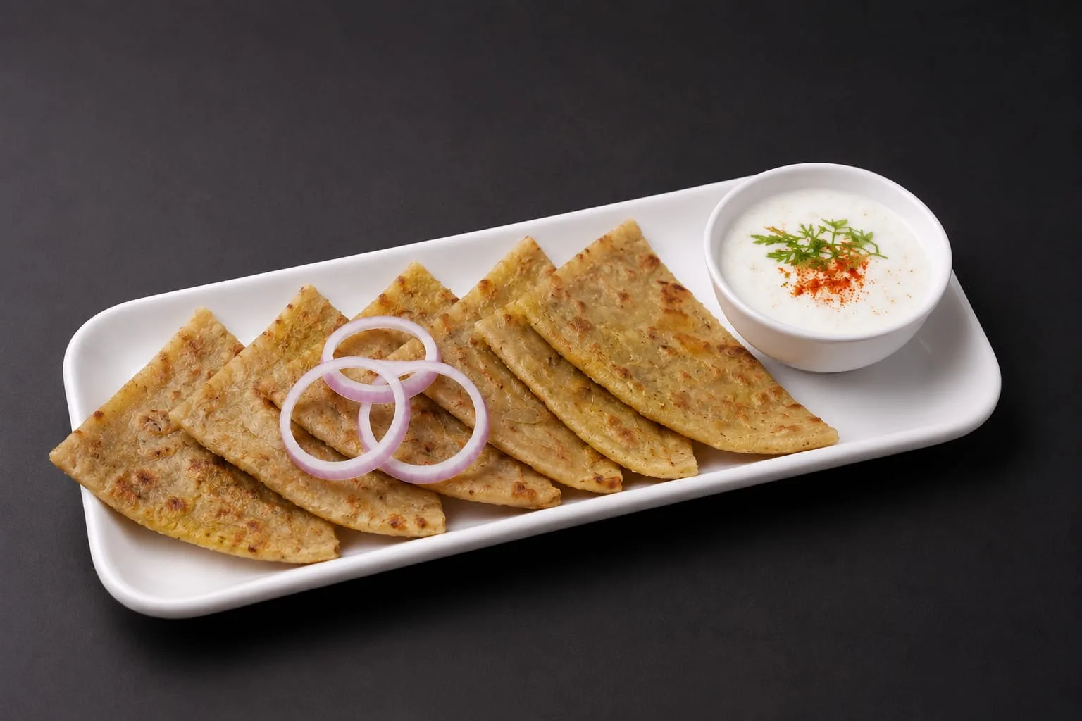 Aloo Paratha with curd (2Pcs)